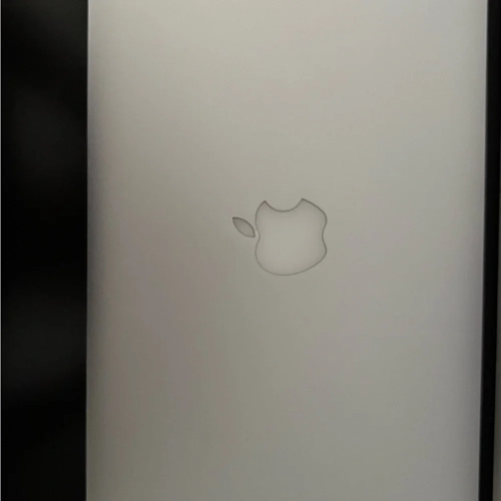 MacBook Air 13” (2011) – Barely Used + Brand New Charger!